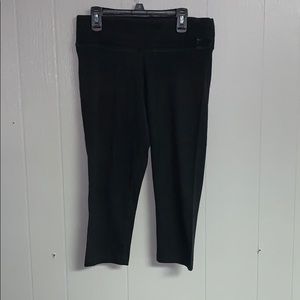 PINK Black crop yogas